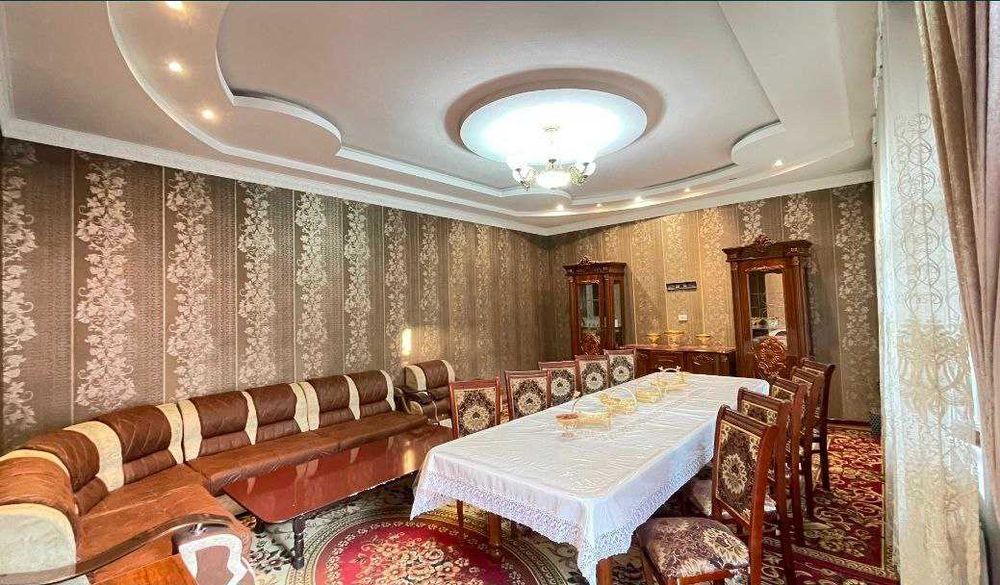 Самарканд ш.СамГаси худудида жойлашган 5 хонали ховли сотувда