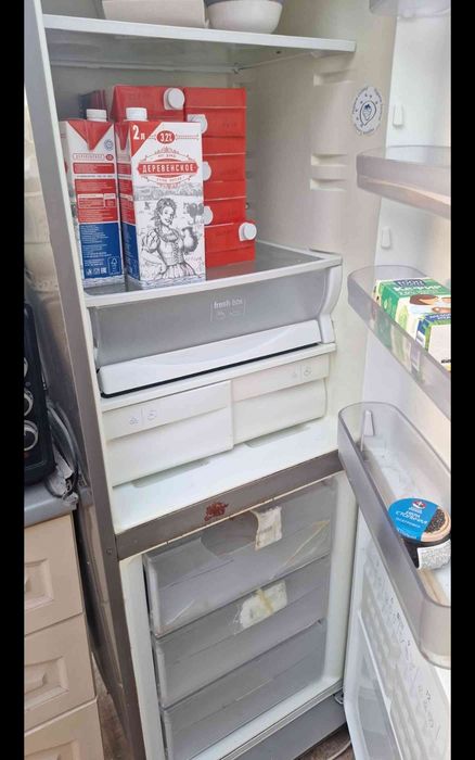 Продам срочно холодильник в рабочем состоянии