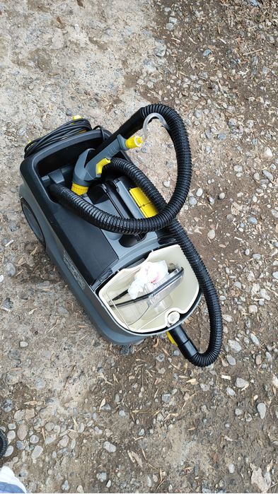Керхер пузи 10 моющий пылесос продам