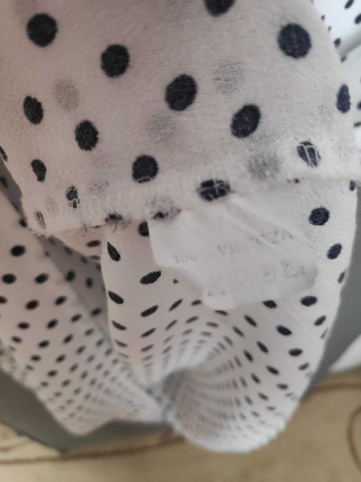 Bluză lejeră albă cu buline 42-44