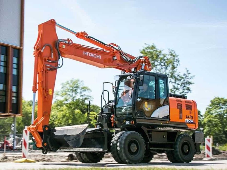 Колесный экскаватор Hitachi ZX190W-5A