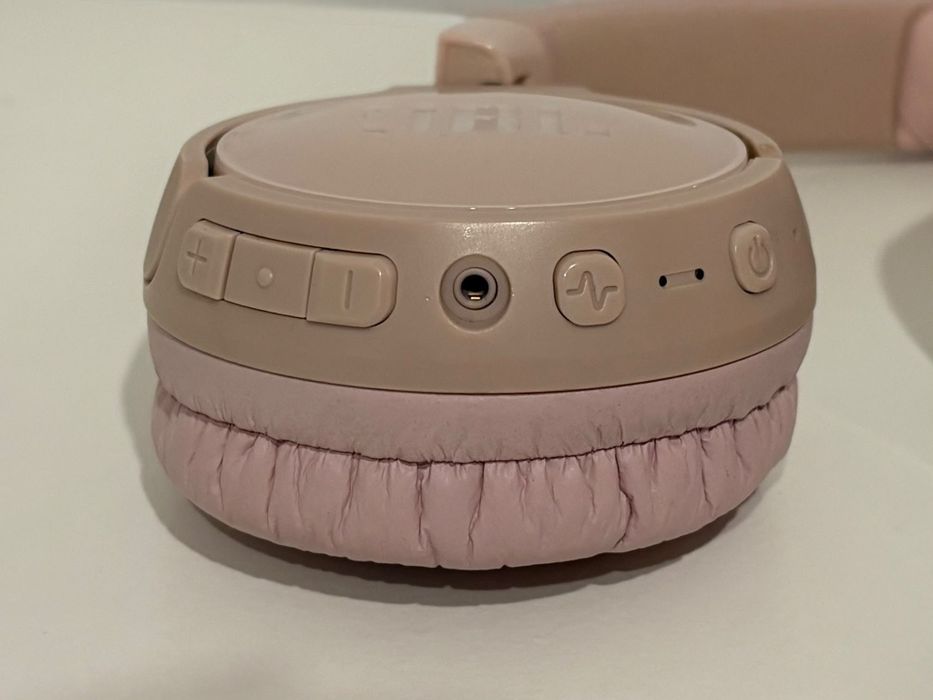 Căști On-Ear cu Noise Cancelling JBL Tune 600BTNC – Stare impecabilă (ca noi)