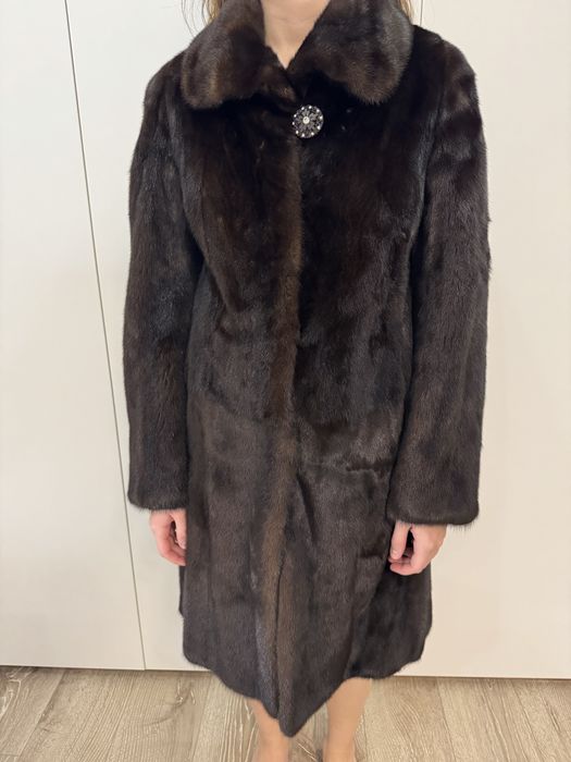 Продам норковую шубу