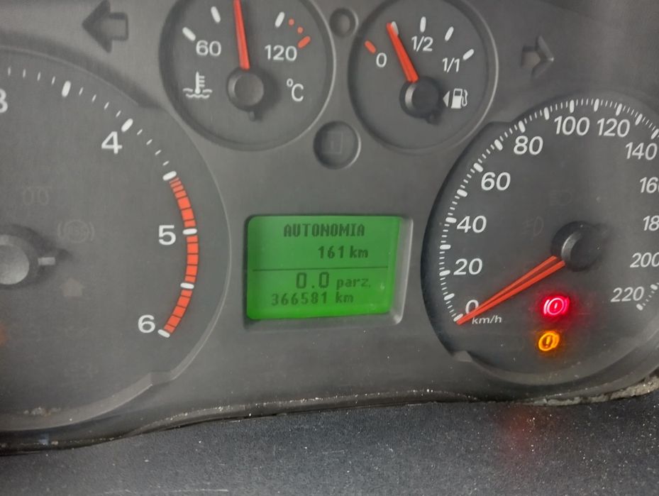 Ford transit 2.2 anul 2013