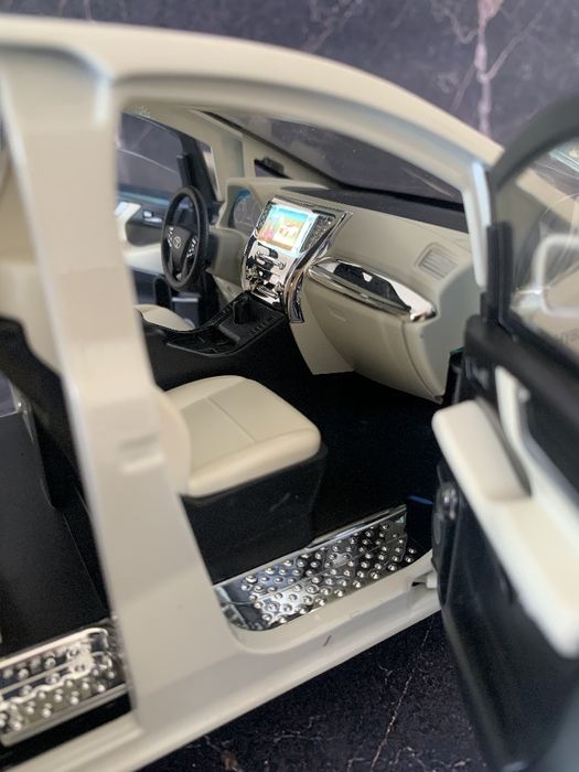 Срочно продам Toyota Alphard Limited