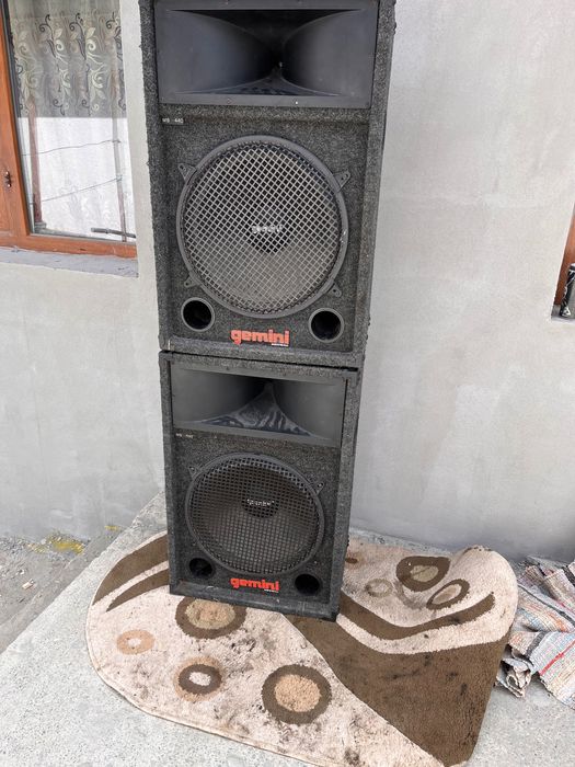 Vând boxe pasive Gemini MB 440+amplificator pionner