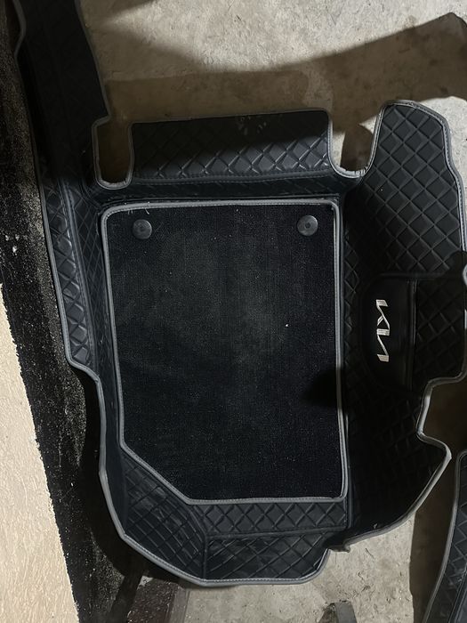 5D Полики продам Киа Soluto