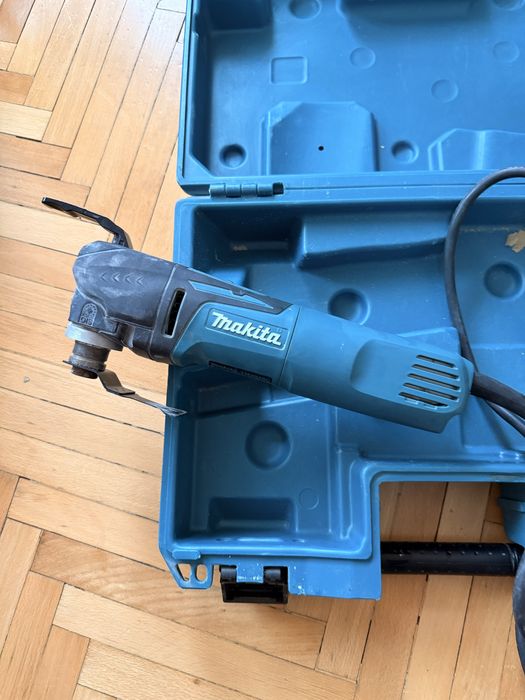 Multi tool  MAKITA TM3010C