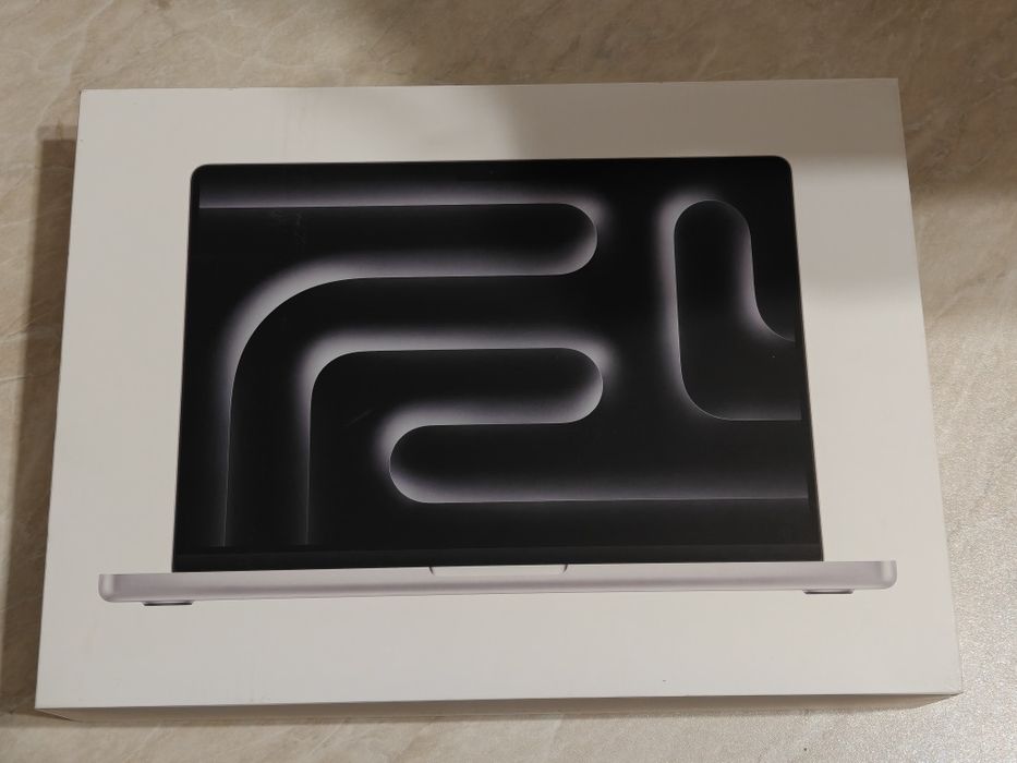MacBook Pro 14 M5 32/1TB New