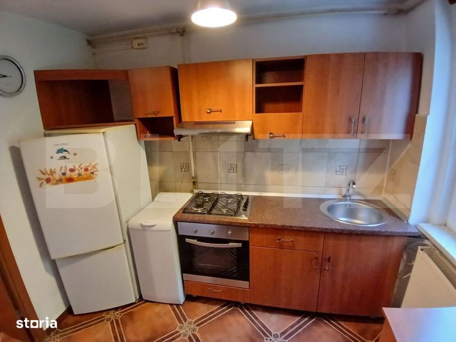 Apartament cu 2 camere de 50mp, semidecomandat, in zona linistita