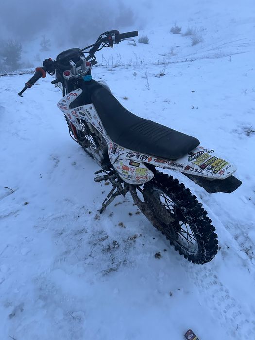 Cross de vânzare 250