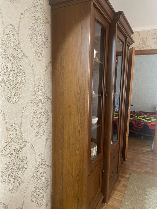 Сервант в гостиную