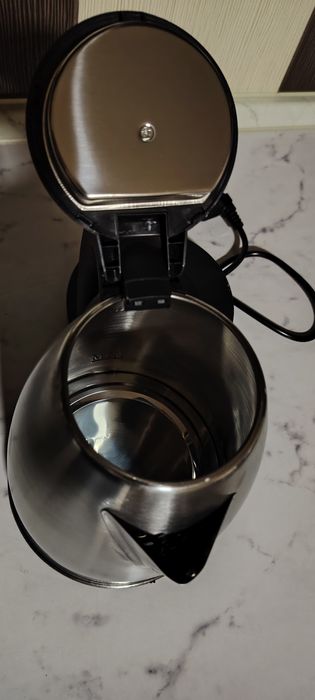 Fierbator electric 1,8l , sigilat