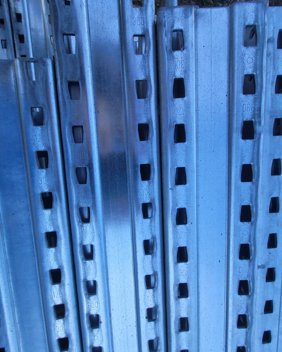 Rafturi metalice galvanizate