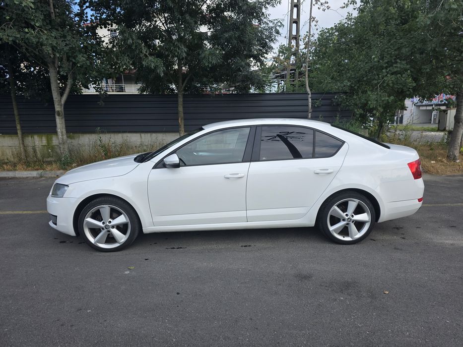 SKODA Octavia 2013 — imagine 4
