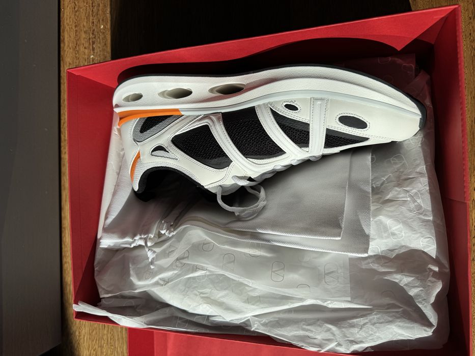 Нови Оригинални сникърси/маратонки VALENTINO GARAVANI 46IT 30,5см