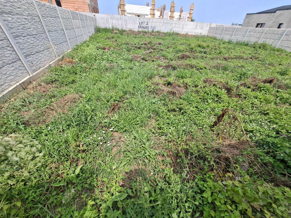 Loc de casa - Teren bals