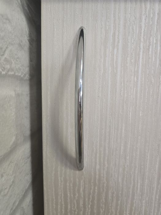 13 броя мебелни дръжки