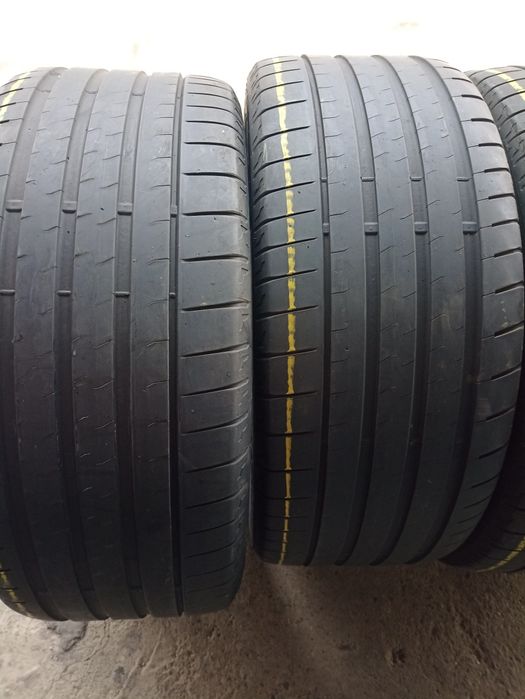 4 anvelope Bridgestone 265/40 ZR21 dot 1622