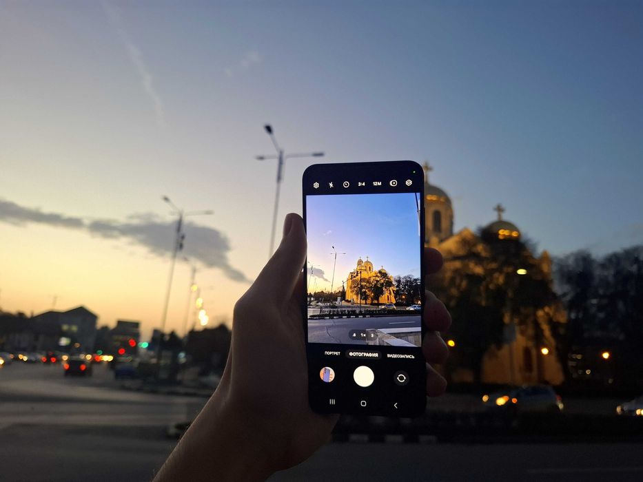 Цена по Договаряне Samsung S24 256GB Good Onyx Black