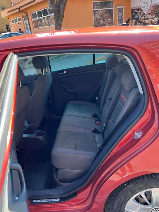 Volkswagen Golf 5 plus Goal edițion!
