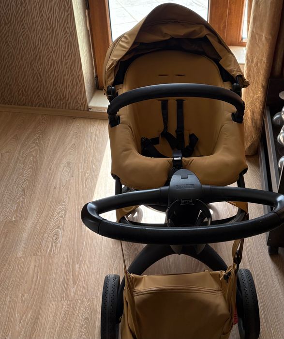 Бебешка количка със зимен и летен кош