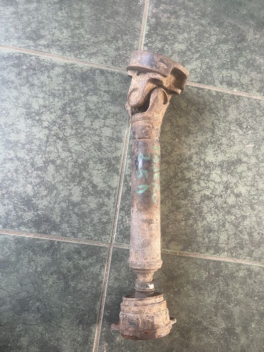 cardan pajero sport fata 2,5 d