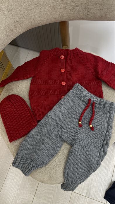 Продам Детскую  одежду