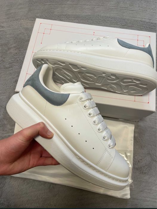 Alexander McQueen - Cu factura!