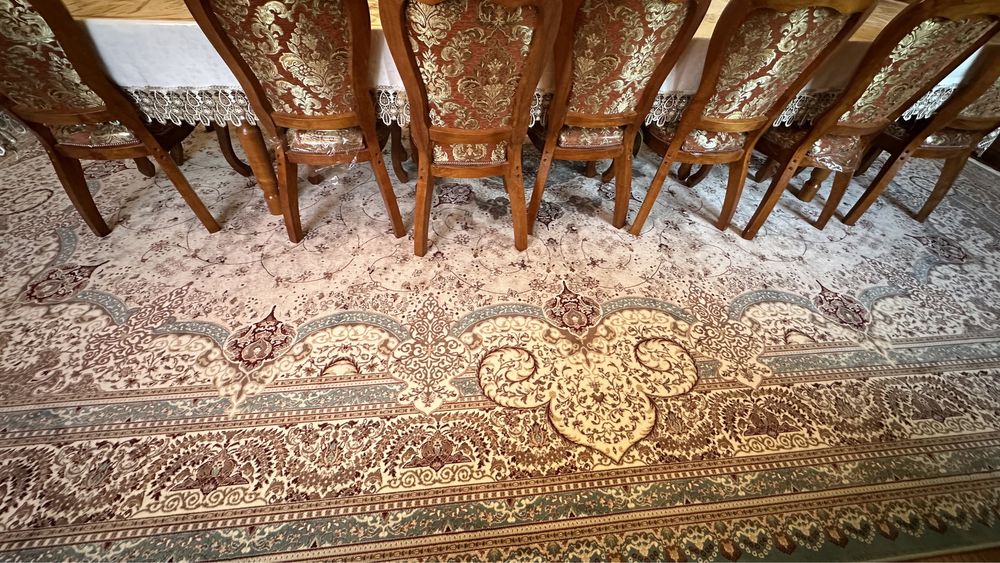 Продаю стол сьулья