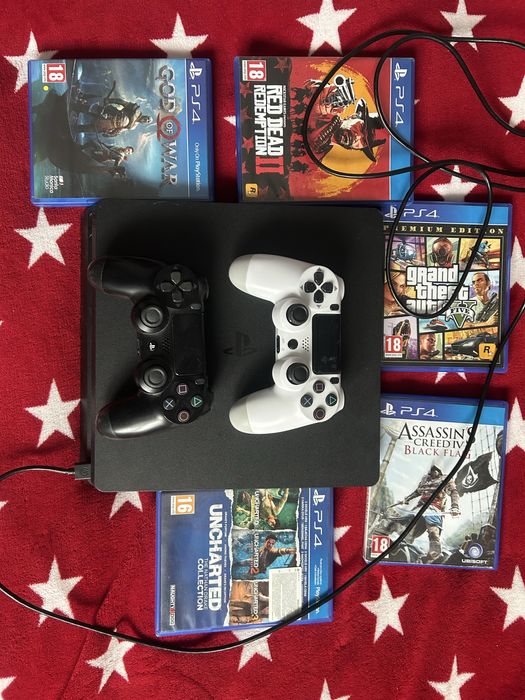 Vand play station 4 - manete si jocuri