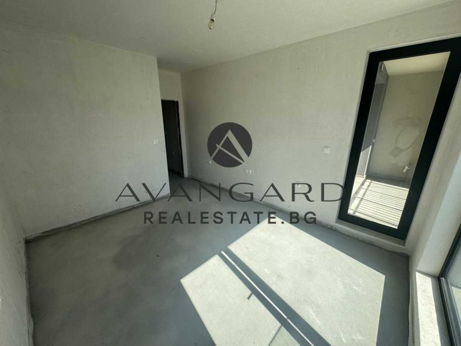 Продава се Двустаен апартамент в Пловдив, Тракия - 73 кв.м за 1576 €/кв.м - Снимка #3