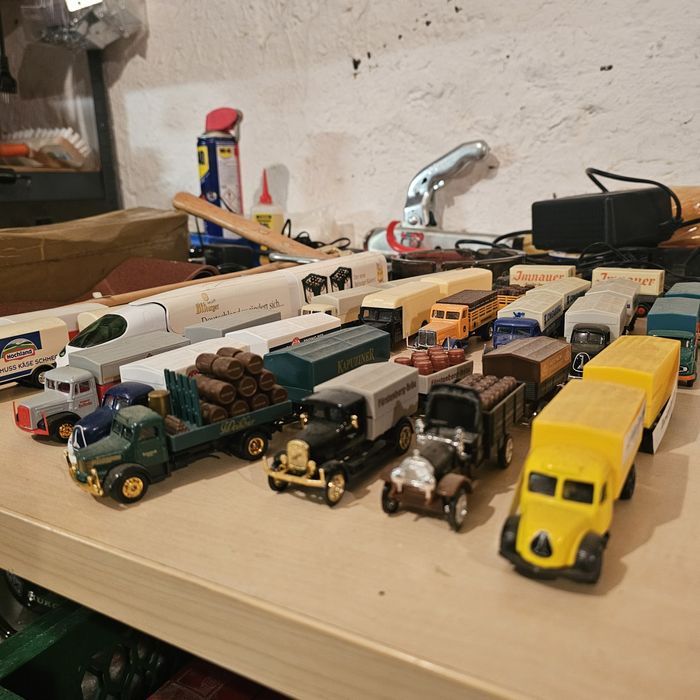 Machete tir / camion  1:87