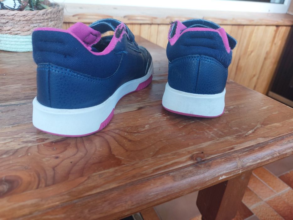 Маратонки adidas 34 размер