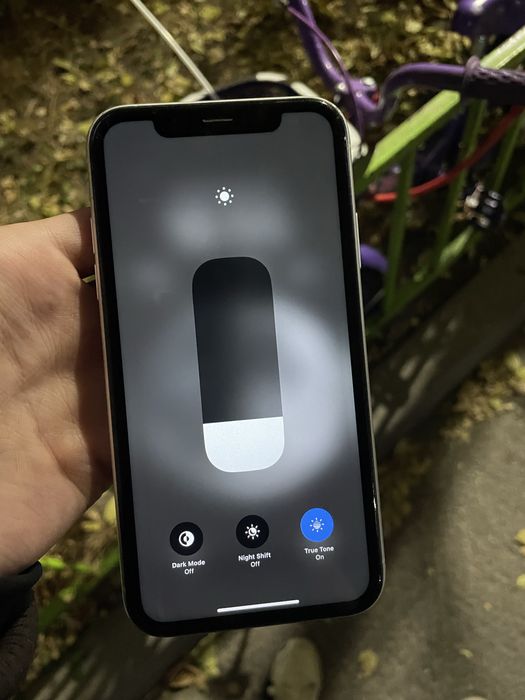 iphone xr 64ГБ Срочно
