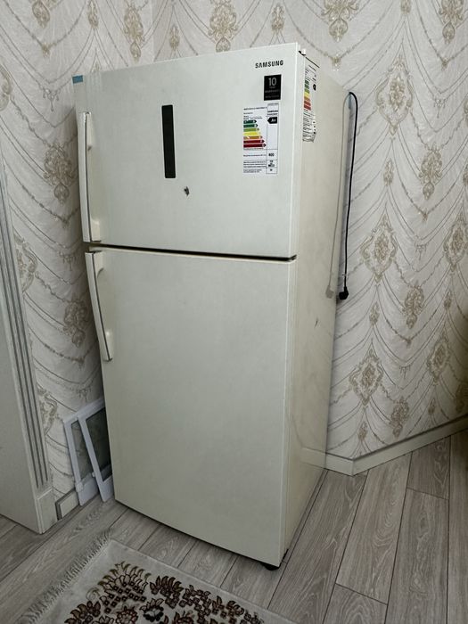 Холодильник, Samsung