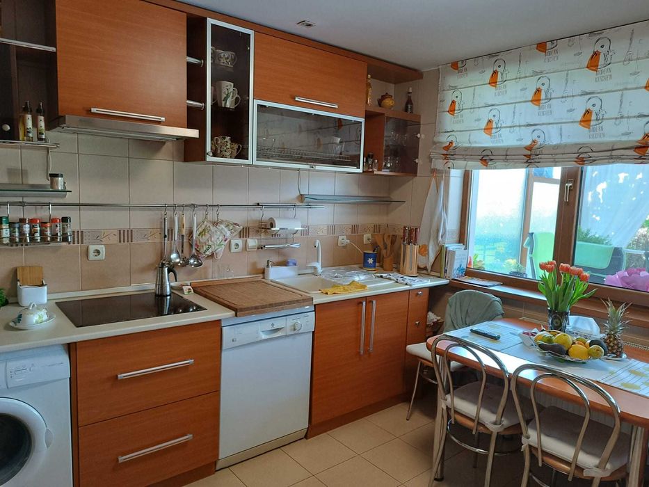 Casa de vanzare zona rezidentiala