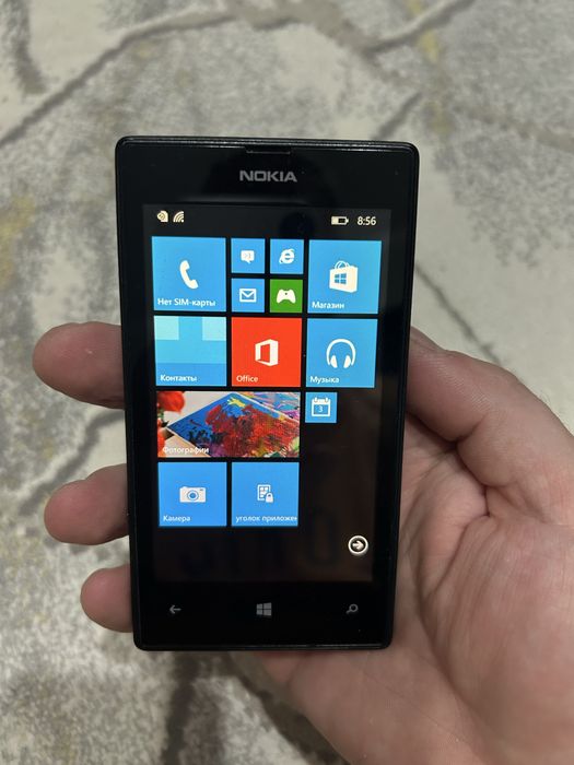Nokia  Lumia 520