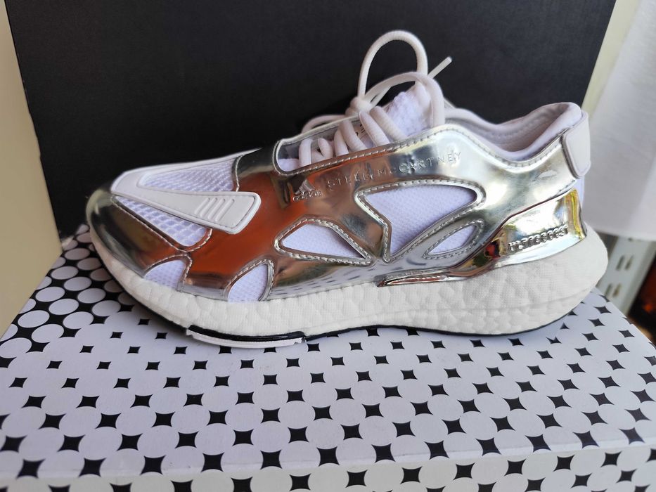 Дамски маратонки  ADIDAS ULTRABOOST 22  by Stella McCartney  Оригинални  EU36 2/3