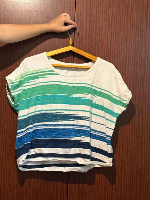 Жилетка и тёплая футболка