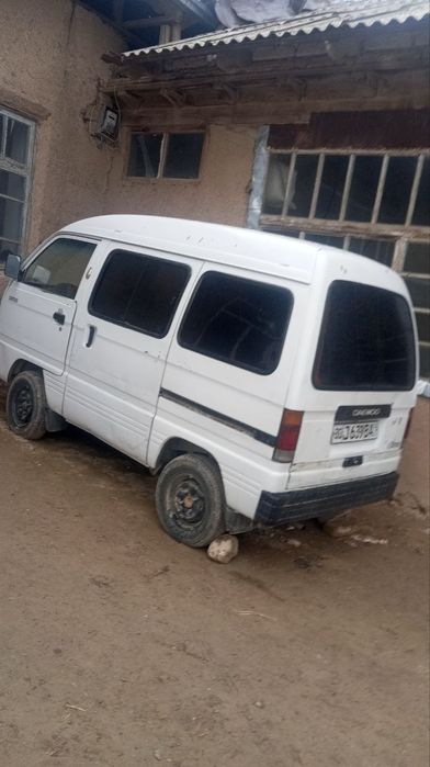 Дамас сотилади 1996