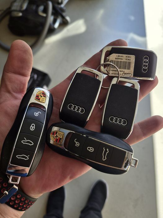 Оригинални автомобилни ключове Audi Bmw Hyundai Kia Mercedes Opel VW