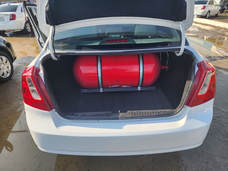 Lasetti Jentra 2018 kelishiladi