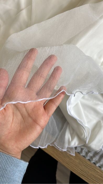 Платье цвета айвори