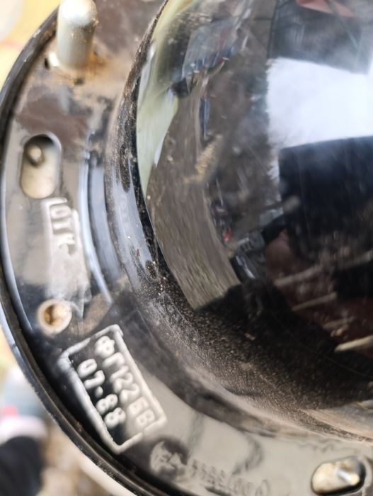 Фарове за Москвич нови