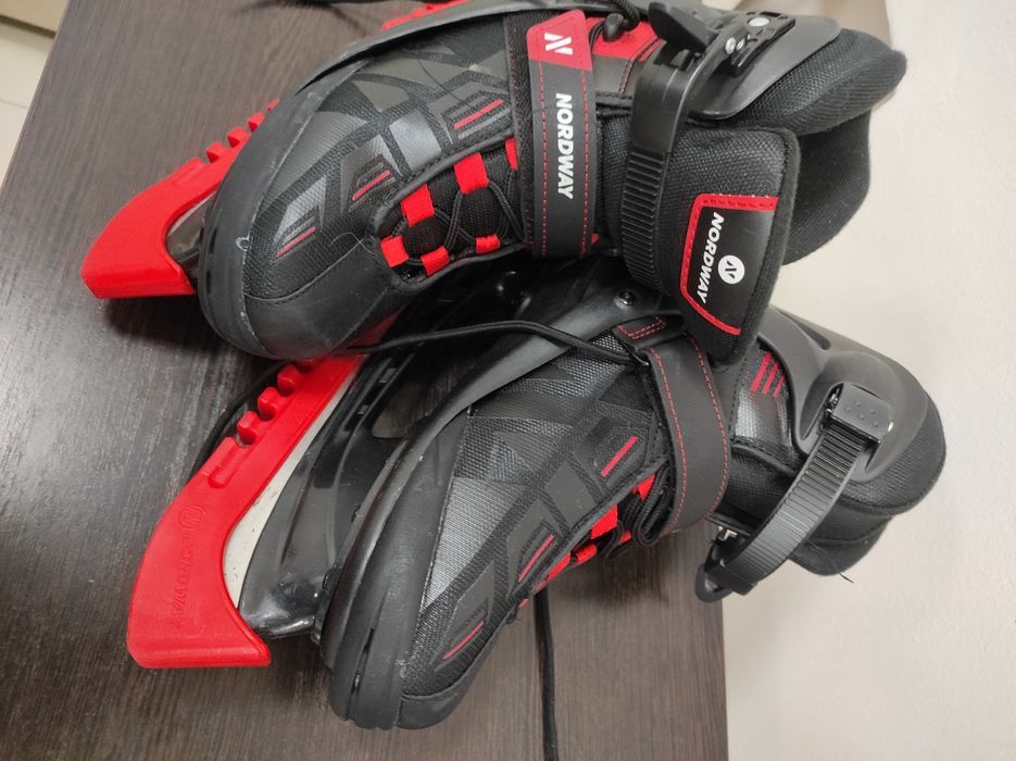 Коньки хоккейные 39р.