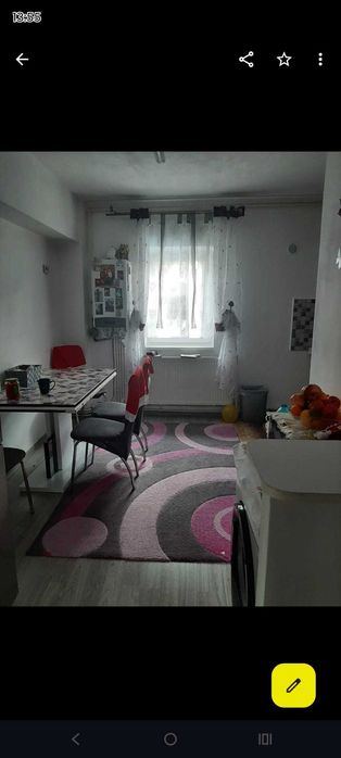 Vând apartament 3 camere zona Digi in Vulcan