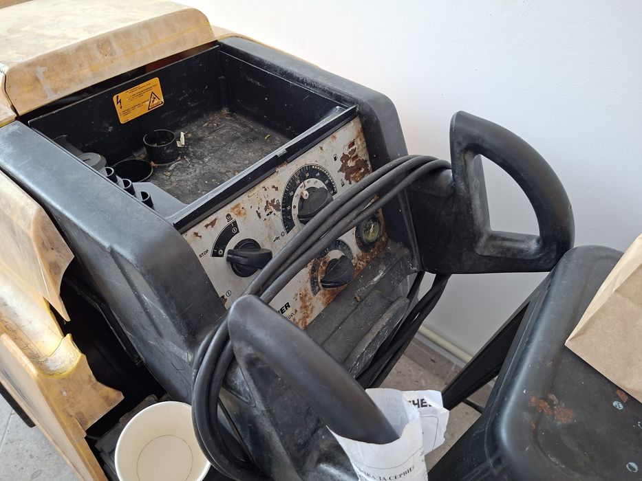 Пароструйки Karcher HDS 695 M Eco