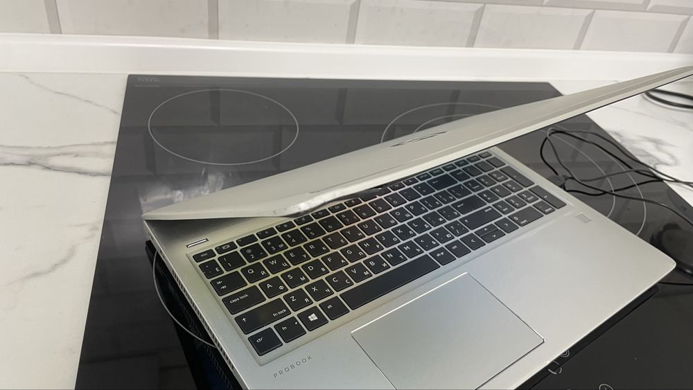 Ноутбук hp на запчасти