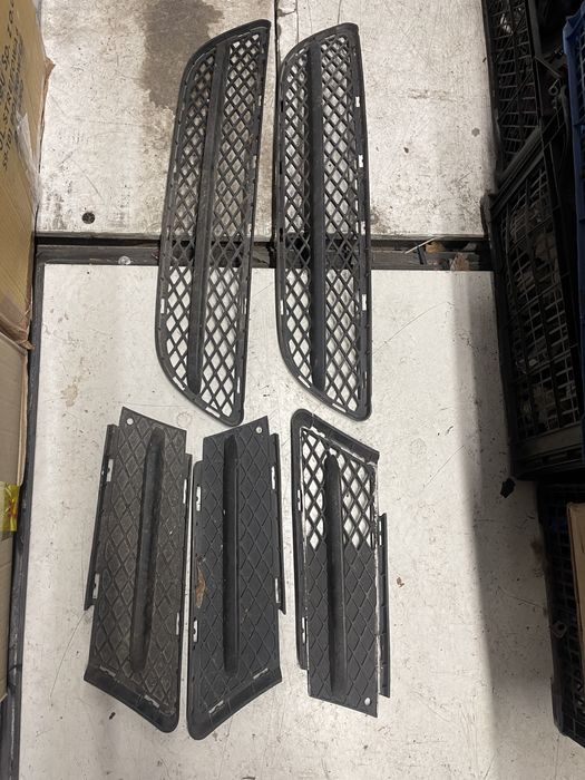 Grila bara bmw e90 e91 nonfacelift grile bara bmw e90 e91 nfl